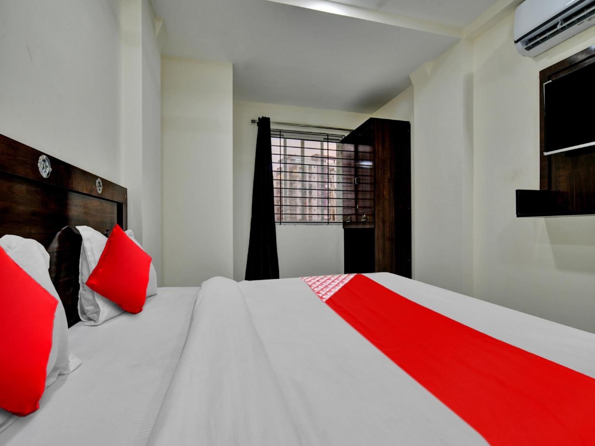Oyo Hotel Dr Greens Indore Exterior foto